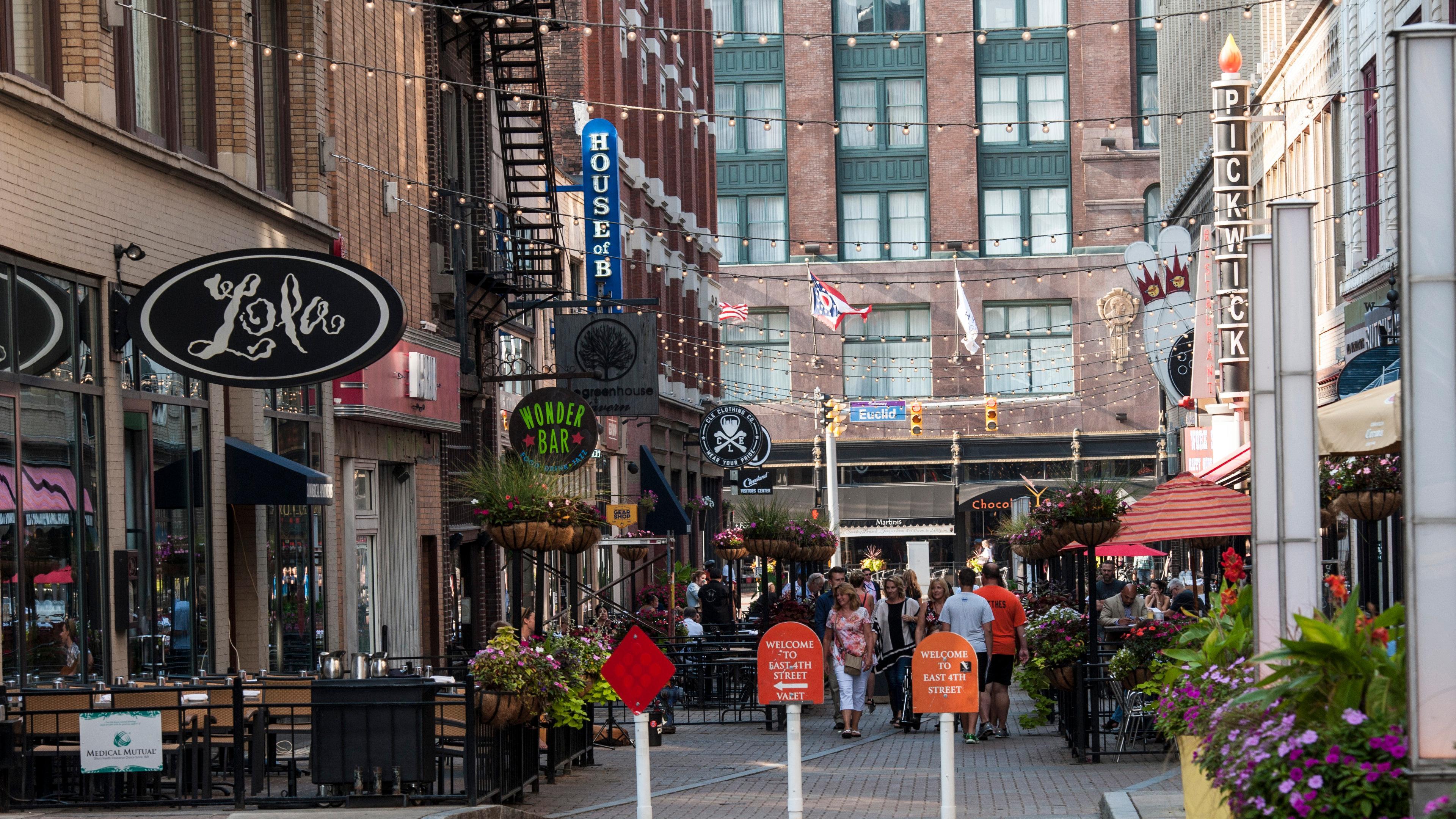 Intercontinental Suites Hotel Cleveland By Ihg Exterior photo
