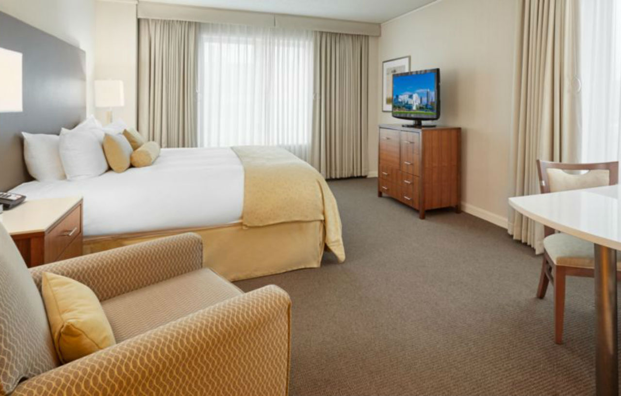 Intercontinental Suites Hotel Cleveland By Ihg Exterior photo