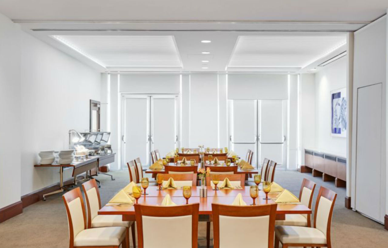 Intercontinental Suites Hotel Cleveland By Ihg Exterior photo